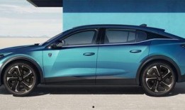 标致408 x最新爆料,设计革新，性能升级，引领中级车市场新潮流”